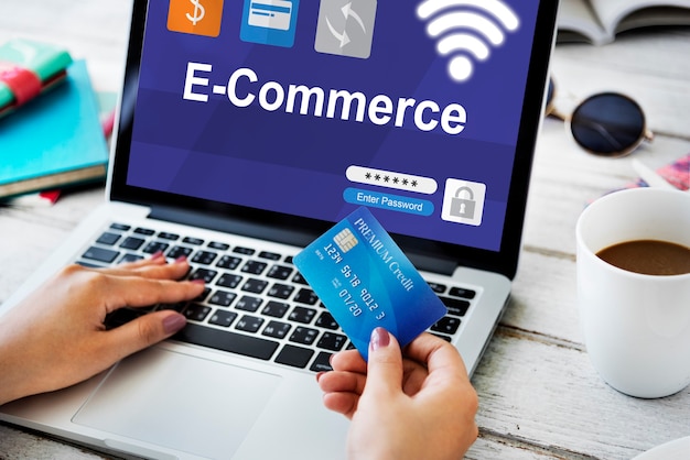 Foto gratuito compras en línea pago comercio electrónico banca